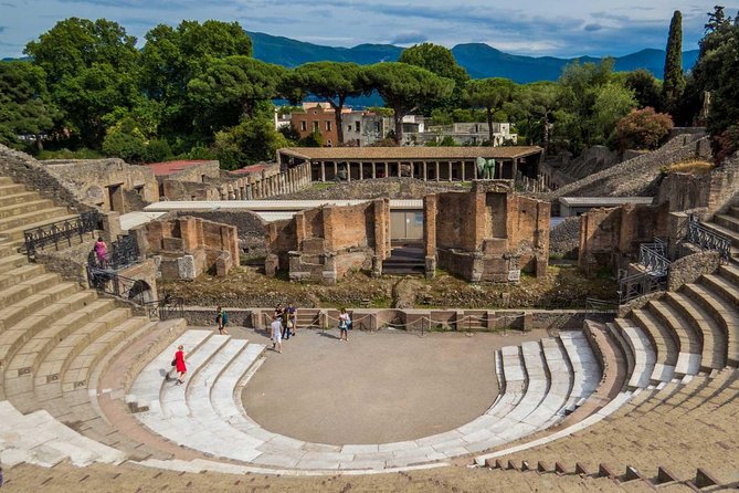 Ancient Pompeii Private Tour: Skip the Line & Kid-Friendly Option - Where You Start: Via Villa dei Misteri and the Two-Hour Shape of the Day