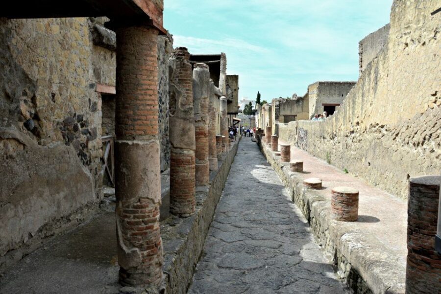 From Naples: 2-Hour Herculaneum Kid-Friendly Tour - Key Highlights You’ll Care About