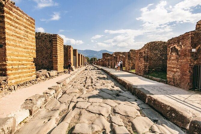 Full Day Tour to Pompeii, Positano and Amalfi Coast from Rome - Amalfi Coast drive back to Rome: scenery without the extra rush