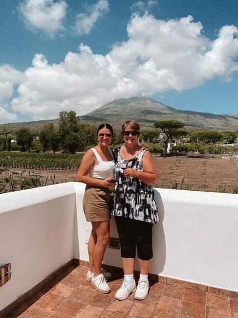 Mount Vesuvius: 5 Wine Tastings with Tour & Lunch Included - Meeting at Cantina del Vesuvio: Easy Parking, No Pick-Up