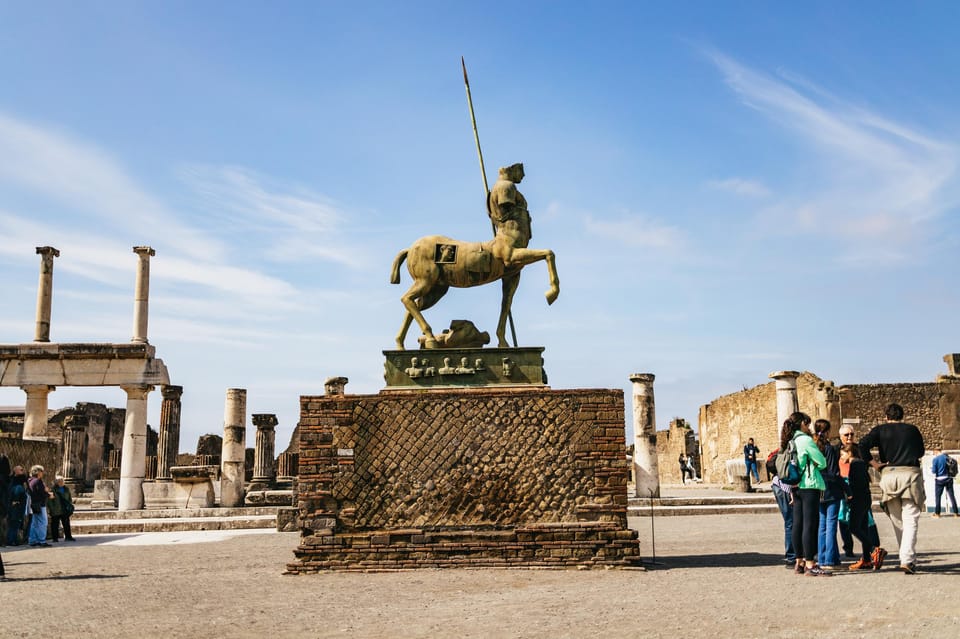 Naples: Pompeii and Mt. Vesuvius with Lunch and Wine Tasting - Price and value: what you’re really paying for