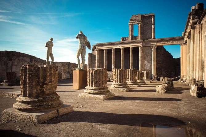 Naples to Positano/Sorrento Transfer via Pompeii (or Vice Versa) - The drive: what it feels like from pickup to drop-off