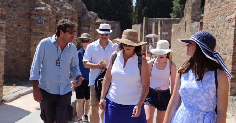 Pompeii 3-Hour Walking Tour - Marina Gate and Villa of the Mysteries: Starting With the City’s Edges