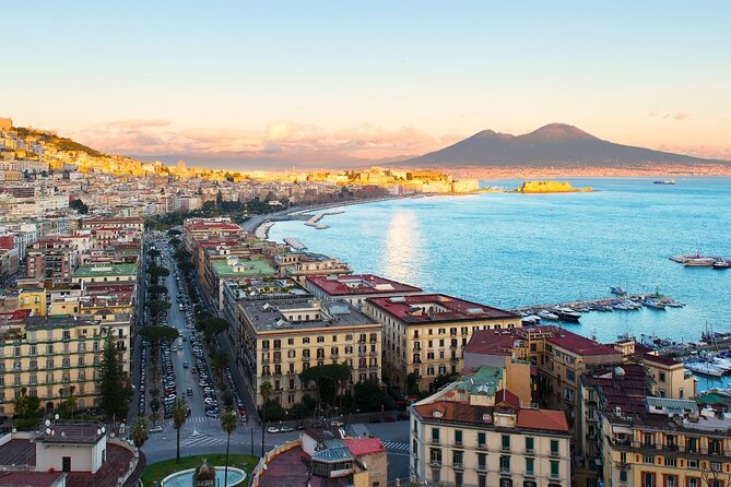 Pompeii and Naples Tour from Rome by Train with Lunch - Entering Pompeii With Skip-the-Line Tickets and a Live Guide