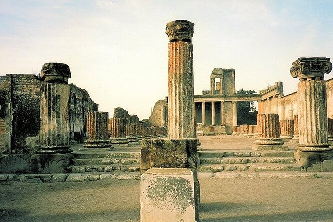 Pompeii half day tour from Naples - Pompeii arrival and skip-the-line entry: getting value fast