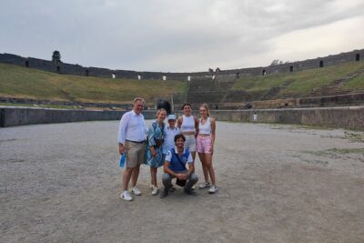 Pompeii Private Walking Tour with Expert and Authorized Guide - Meeting at Via Villa dei Misteri: Easy Start, Clear End