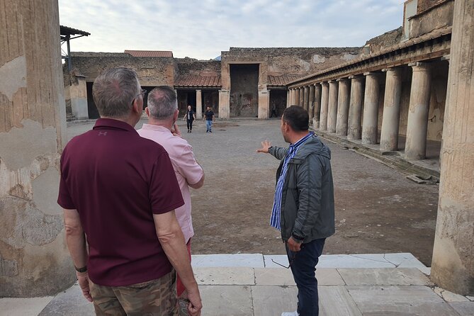 Pompeii ruins and Archaeological Museum private tour from Rome - Museum in Naples (MANN): statues, frescoes, and Pompeii context that lasts