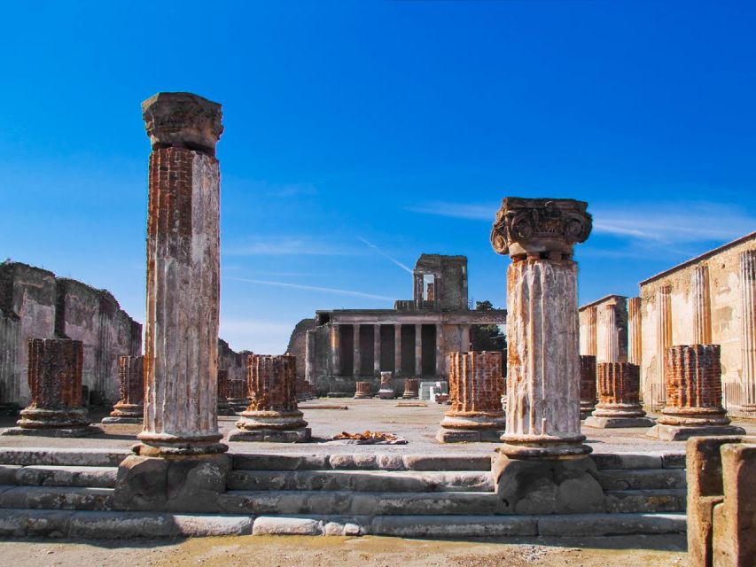 Pompeii: Skip-the-Line Ticket with Audio Guide and Map - Pompeii’s Top Sights: Amphitheater and the Victims Casts