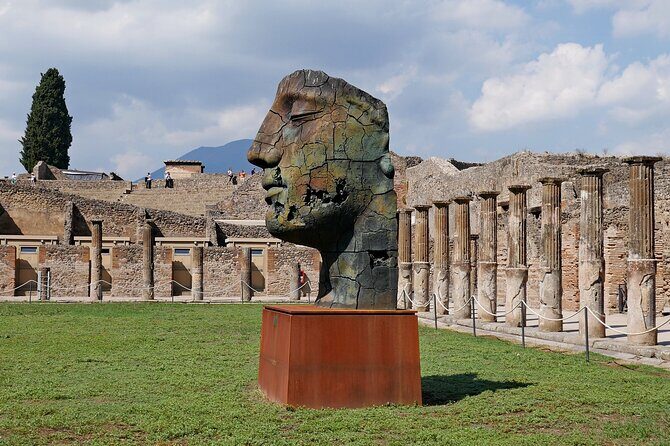 Pompeii Small Group Tour - Tickets Included - The archaeologist guide experience: clear stories, real Roman context