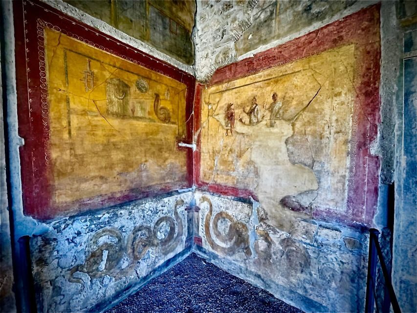 Pompeii-Vesuvius & Winery All Inclusive Tour From Positano - Pompeii with skip-the-line entry and a 2-hour guided walk