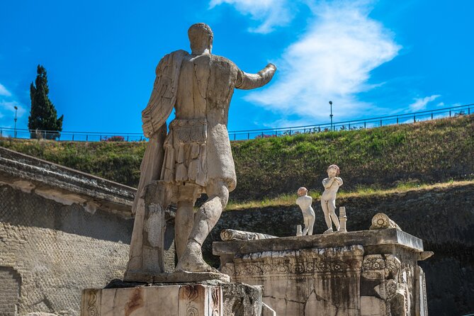 Private Herculaneum for Families: Kids Archaeology Adventure - The private guide who keeps kids from checking out