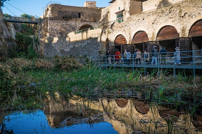 Private Herculaneum Tour – Top Experience with Local Guide - Everyday Marketing and Privacy: Ad Cucumas and Casa del Tramezzo di Legno