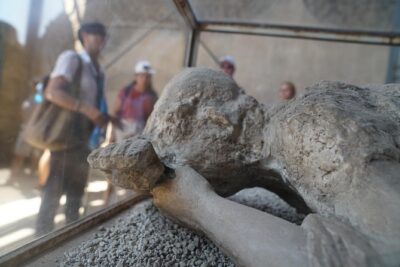 Private Skip-the-Line Pompeii & Mt. Vesuvius Tour from Positano - The Forum and the city center: where Pompeii ran on politics and trade