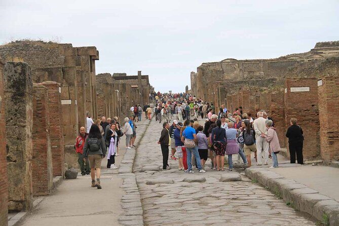 Private Tour of Pompeii, Herculaneum and Vesuvius from Naples - Why This Naples Day Works: Herculaneum, Vesuvius, Pompeii in One Route
