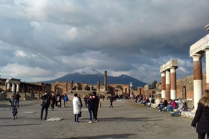 Private tour of the Pompeii excavations - Practical notes that affect your day