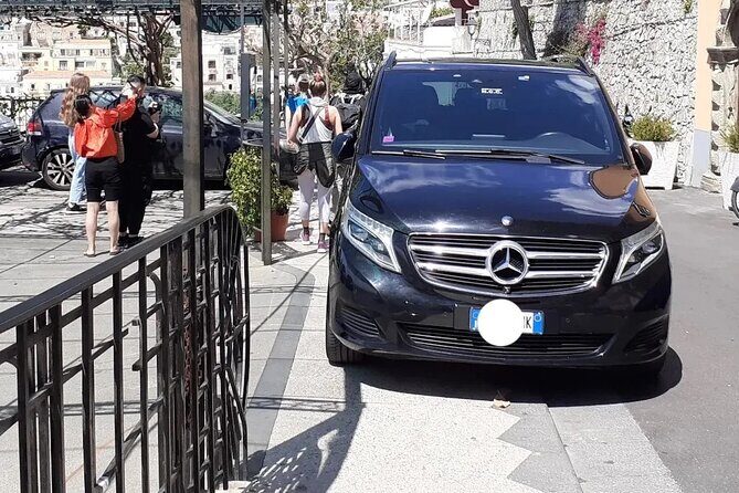 Private transfer to Positano via Pompeii - Private transfer comfort: the value of air-conditioning and onboard WiFi