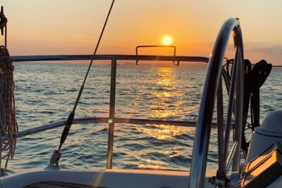 Sorrento Coast Sailing Experience. All Inclusive Sea Adventure - Where you meet in Torre del Greco (Spiaggia del Fronte) and how to plan your morning