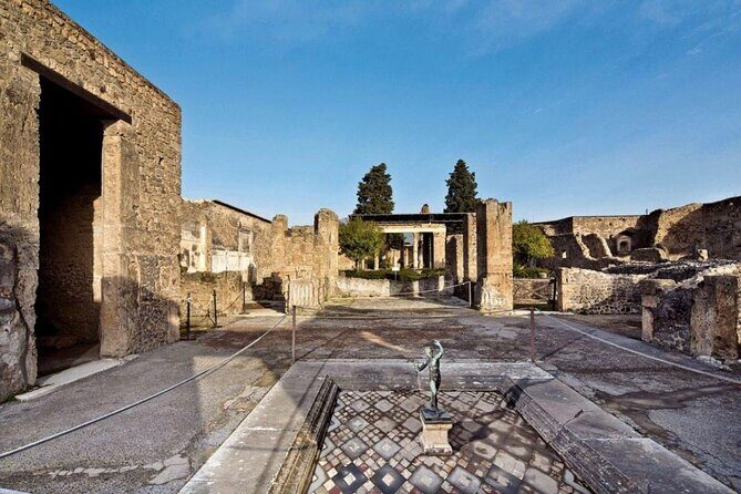 Sorrento private tour from Naples Train Station with Pompeii and Positano - From Napoli Centrale to the Amalfi Coast: How This Day Gets Moving